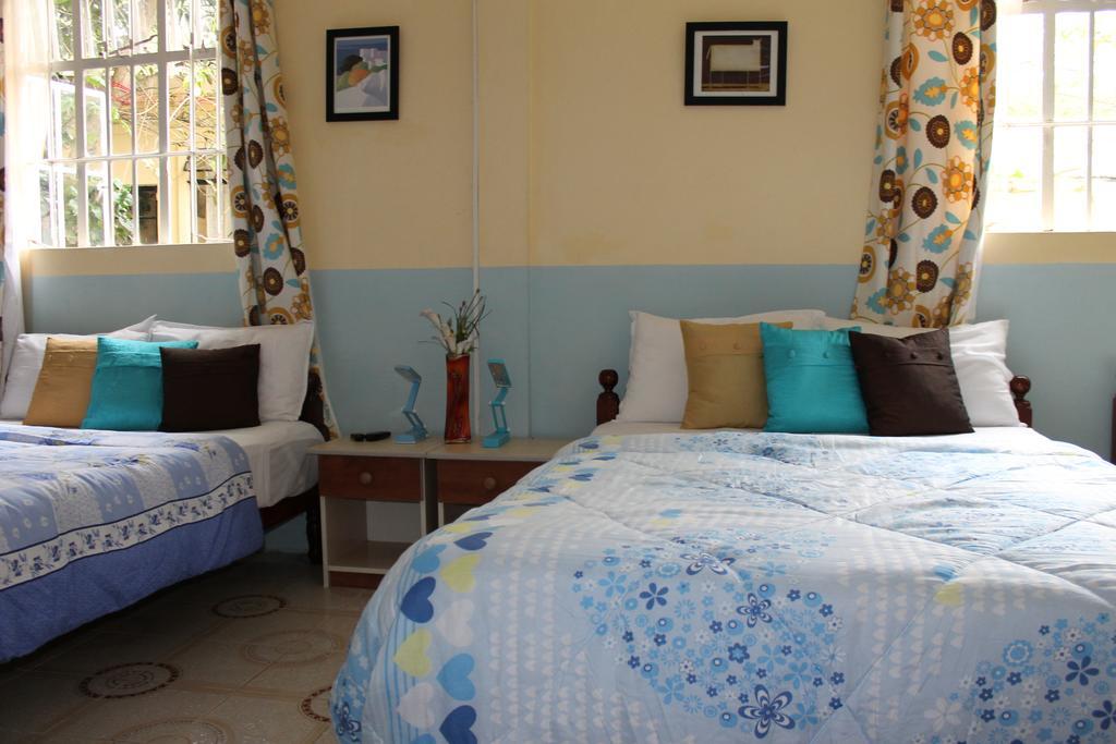 Villa Le Chapo Port Mathurin Room photo