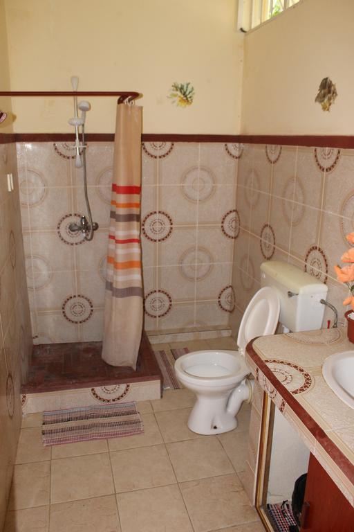 Villa Le Chapo Port Mathurin Room photo